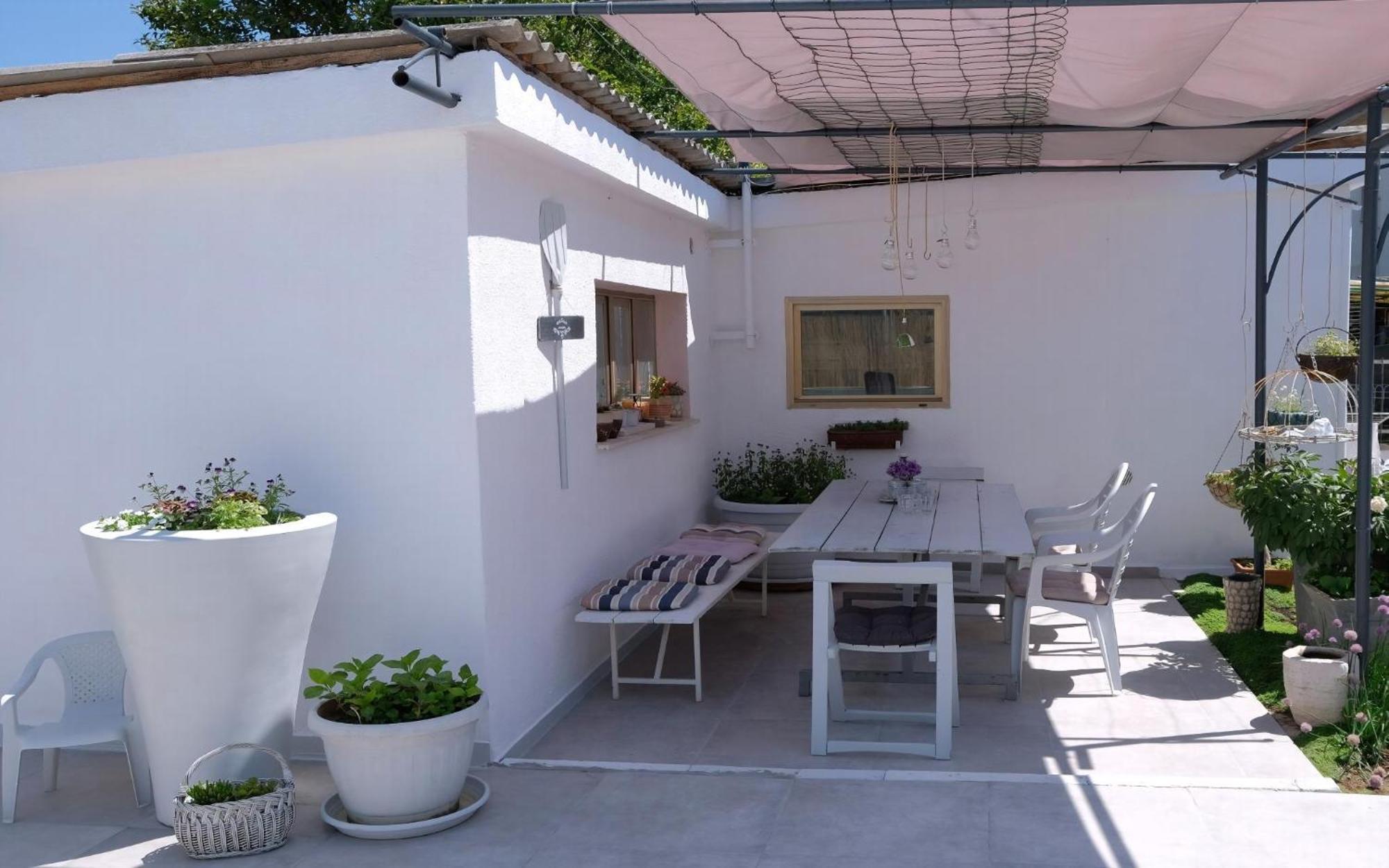 Holiday home Renoviertes In Mit Privatem Pool