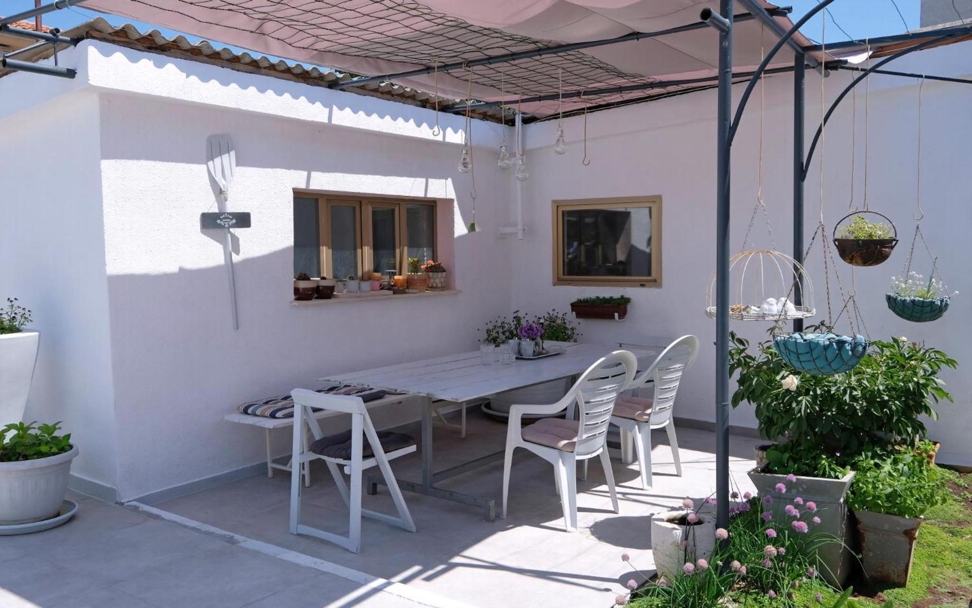 Holiday home Renoviertes In Mit Privatem Pool